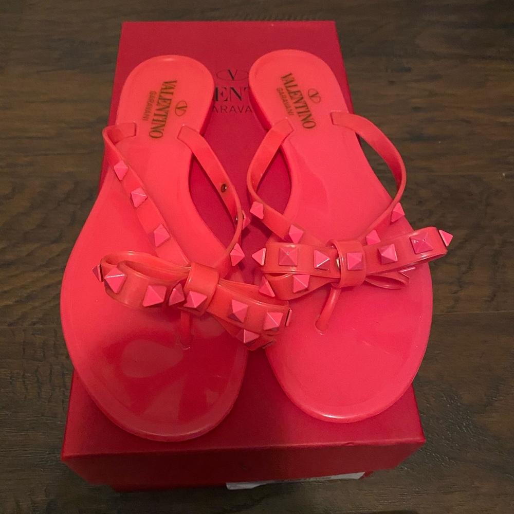 Valentino Garavani Rockstud Sandals Size 37